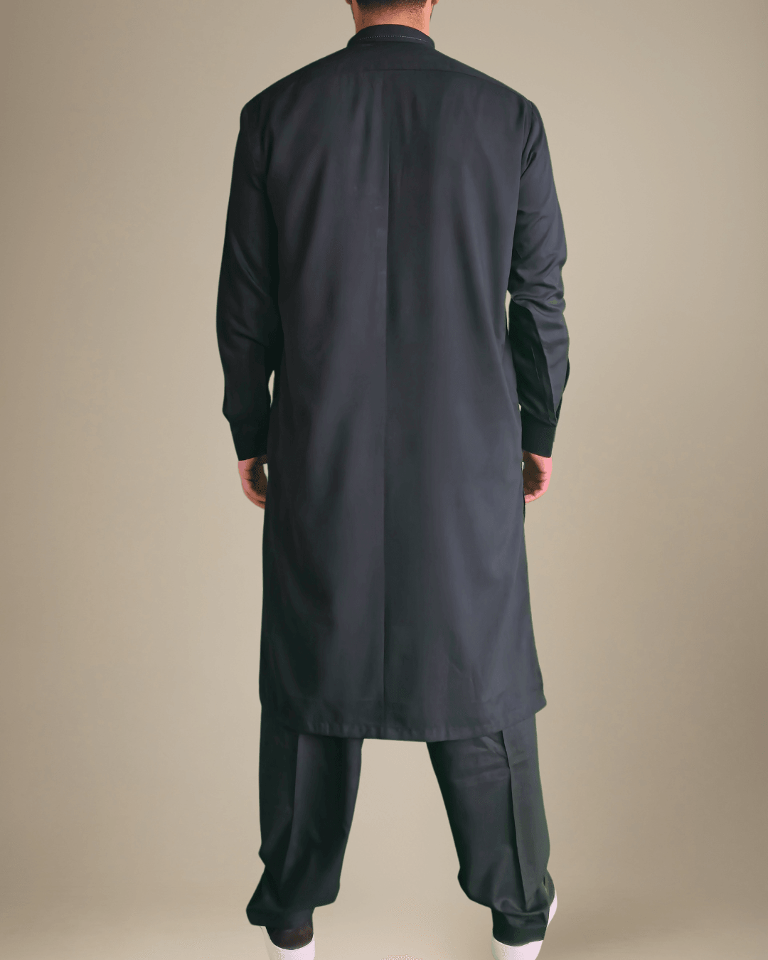 Paaq Essentials Obsidian Black