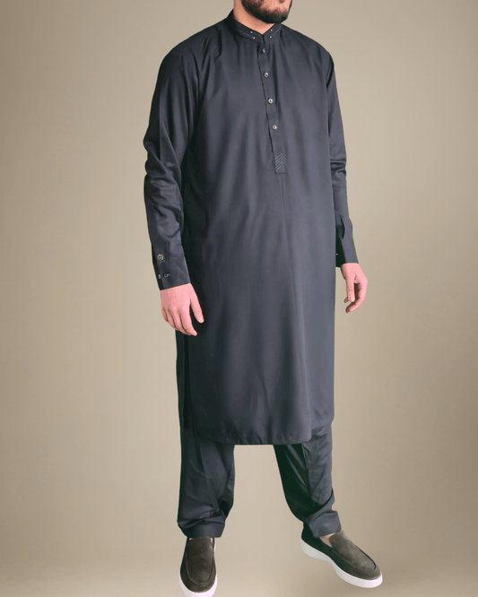 Paaq Essentials Obsidian Black